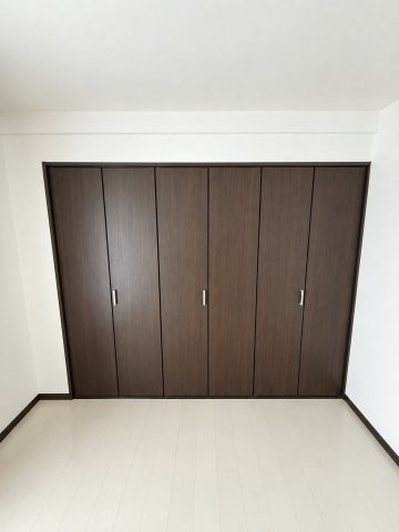 生駒郡三郷町東信貴ケ丘の収納