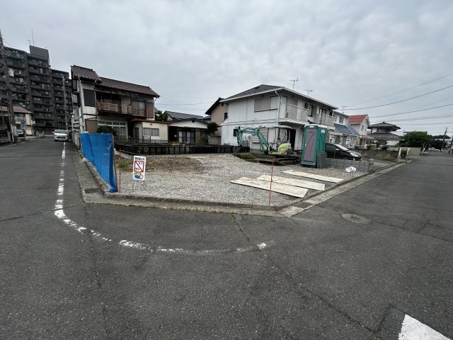 新築　前橋市南町２丁目　Heartful　Town　１号棟　の前面道路含む現地写真|現地写真　南側接道幅員約6ｍ　西側接道幅員約6ｍ