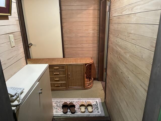 熱海市上多賀　中古マンションの玄関