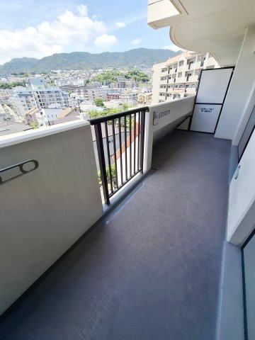 KDXレジデンス夙川ヒルズ 　3番館のバルコニー