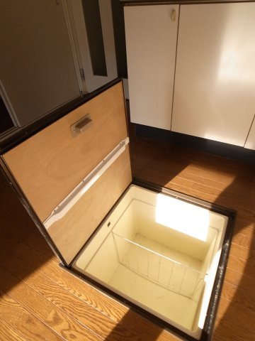 【その他】 | 西都賀豊田メゾネット | １階床下収納。