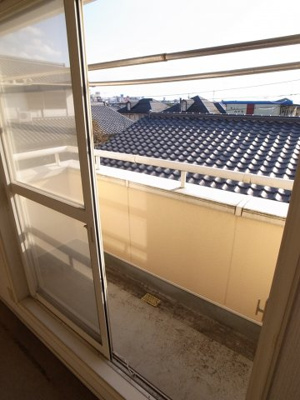 【バルコニー】 | 西都賀豊田メゾネット | 日当たりも良く、お布団もホカホカ！