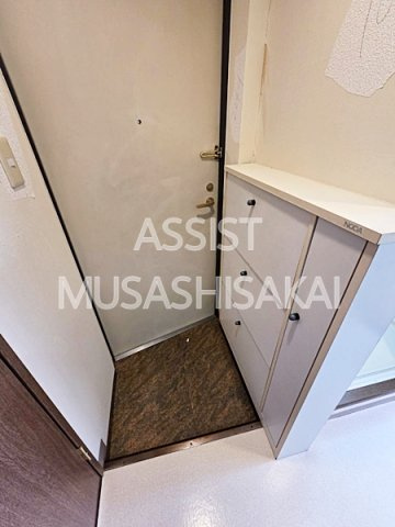 トーホーパレス西久保の玄関|※内装中
