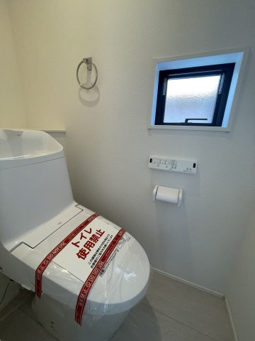 岡山市中区江並　戸建てのトイレ|1階トイレです。