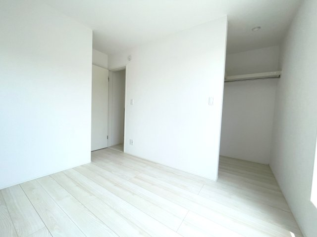 岡山市中区江並　戸建ての洋室|2階洋室です。(5.2帖)