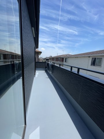 岡山市中区江並　戸建てのバルコニー|明るいバルコニーです。