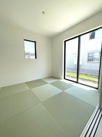 岡山市中区江並　戸建ての和室|明るい和室です。
