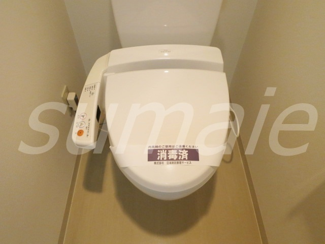 ＣＱレジデンス赤羽西のトイレ|温水洗浄機能付トイレです♪