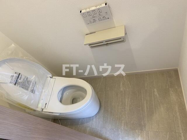 東習志野３丁目戸建のトイレ