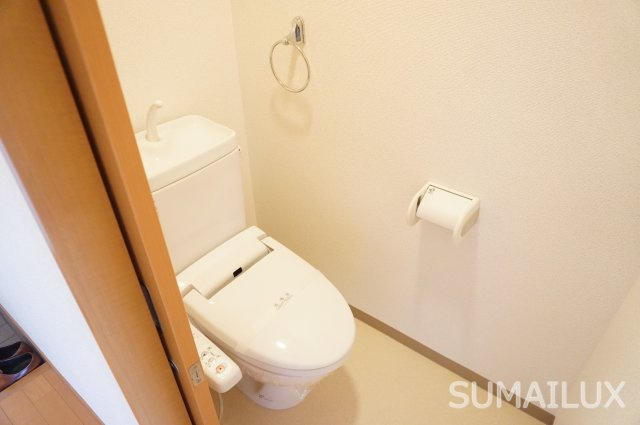 熊本市中央区船場町下１丁目の賃貸マンションのトイレ