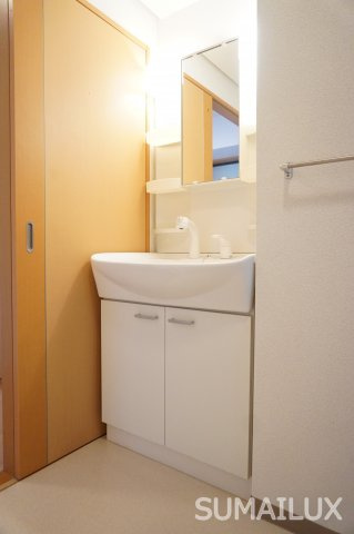 熊本市中央区船場町下１丁目の賃貸マンションの洗面所