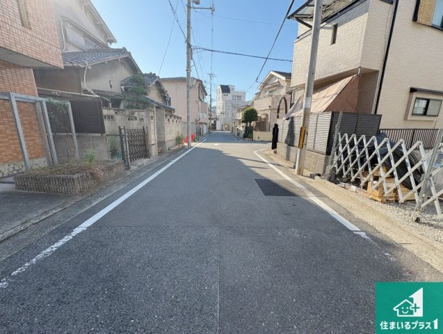 堺市堺区東湊町　新築一戸建ての前面道路含む現地写真|周辺は落ち着いた街並みの住宅地！子育てがしやすい住環境です！まだ未完成ですが、現地でしかわからない事もございます。是非一度ご覧ください。