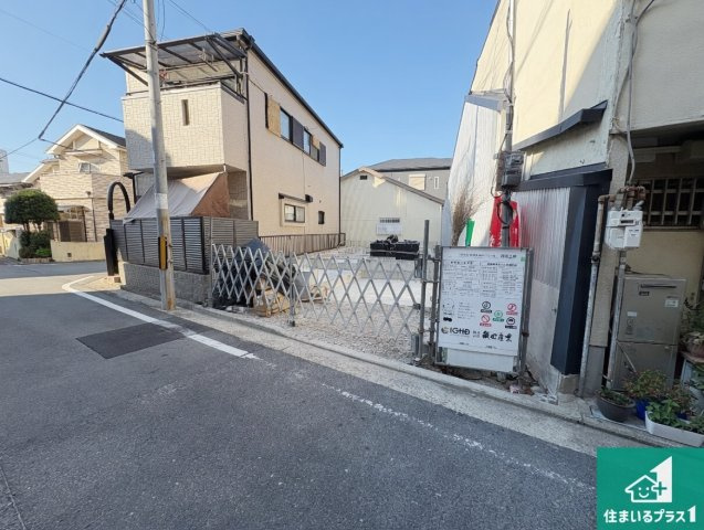 堺市堺区東湊町　新築一戸建ての外観|周辺は落ち着いた街並みの住宅地！子育てがしやすい住環境です！まだ未完成ですが、現地でしかわからない事もございます。是非一度ご覧ください。