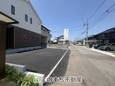 【前面道路含む現地写真】 | 古河市関戸第1　 | 6ｍ幅の前面道路☆お車の出し入れもスムーズに行えます☆
