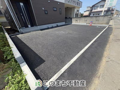 【駐車場】 | 古河市関戸第1　 | 広々とした駐車場☆お車を2～3台（車種による）駐車可能です☆