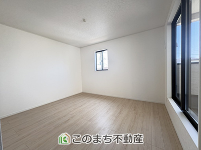 【洋室】 | 古河市関戸第1　 | 2面採光の明るい室内☆