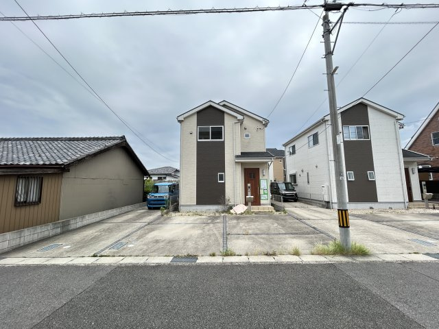 半田市大高町2丁目の外観|R8.6.5撮影　WIC完備☆