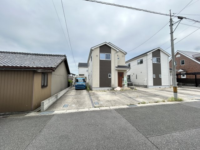 半田市大高町2丁目の外観|R8.6.5撮影　庭付きです♪