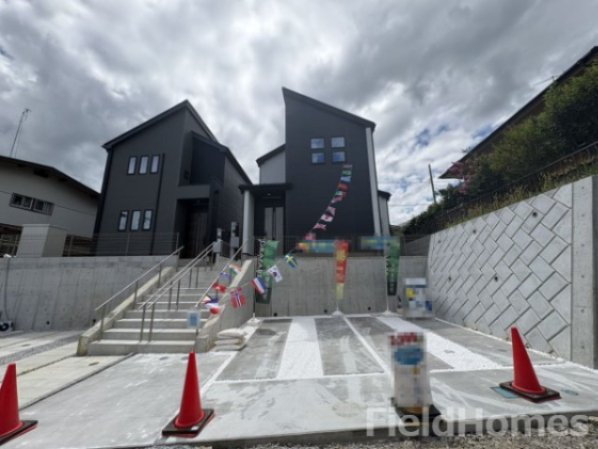 伊勢原市八幡台2丁目新築戸建て　2期1号棟
