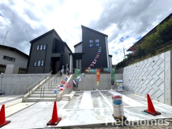 伊勢原市八幡台2丁目新築戸建て　2期1号棟