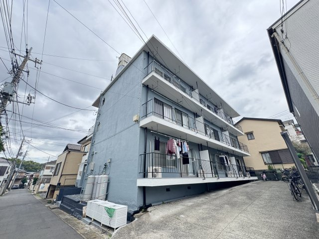 YAK北松戸ビルの外観