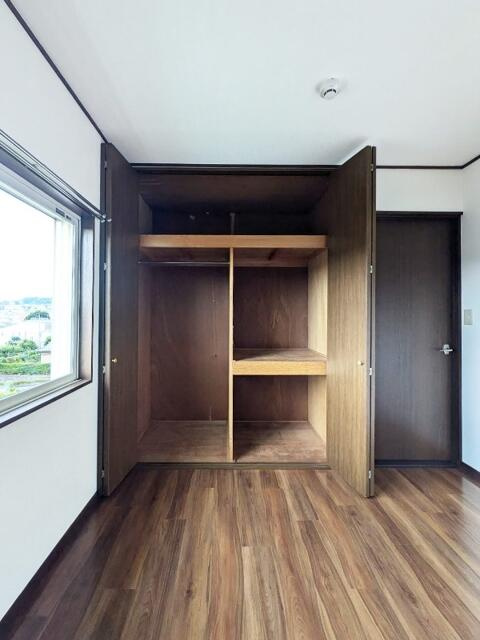 草薙邸戸建の収納