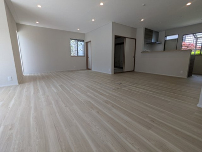【居間・リビング】 | 筑紫が丘８丁目　中古戸建 | リフォーム済で即ご入居可能です。
