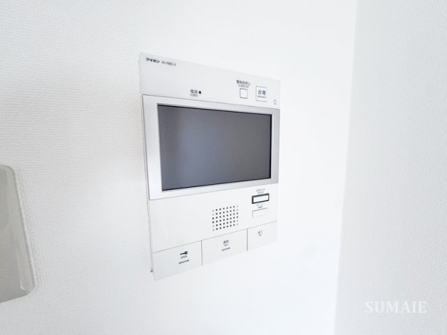 メゾン桐生のセキュリティ|モニター付きインターホンです