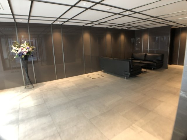 クレイシア両国ルクールのロビー
