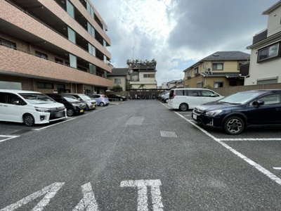 【駐車場】 | アイリス大宮参番館 | 駐車場があるので、車を買う予定の方も安心です