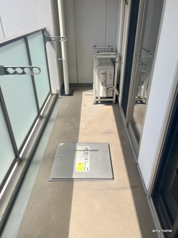エルセレーノ上本町レジデンス　仲介手数料無料のバルコニー
