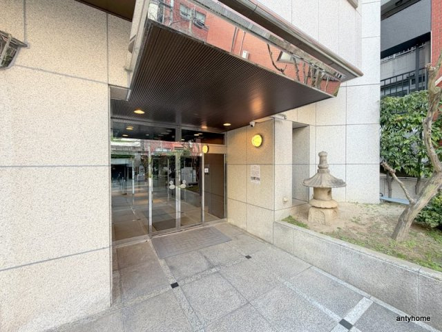 おおきに東心斎橋ビル　仲介手数料無料のエントランス
