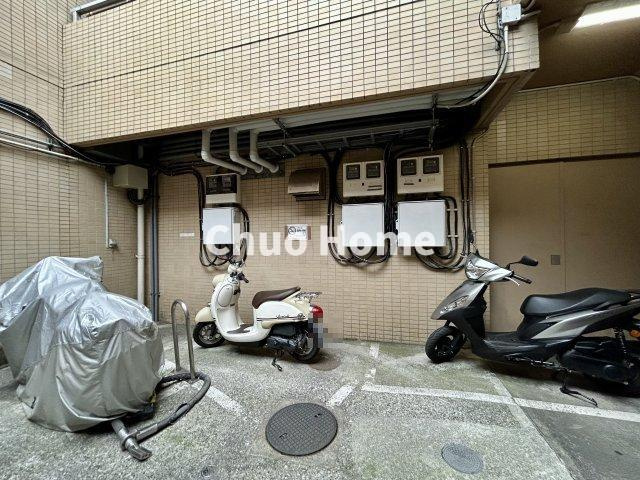 朝日プラザ堀切菖蒲園の駐車場|【バイク置場】最新の空き状況や費用などの詳細は担当スタッフまでお問い合わせください。