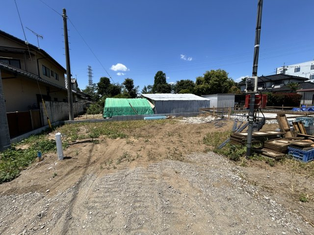 新築　伊勢崎市曲沢町第５　クレイドルガーデン　１号棟　の駐車場|現地写真　駐車スペースは並列3台分可能です！


