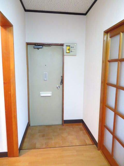 ＧＡハイツの玄関