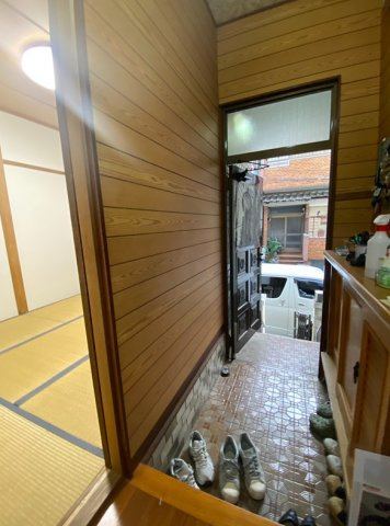 鶴町3丁目貸家の玄関|玄関です