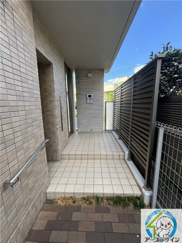 ヴィラージュ魚住のエントランス
