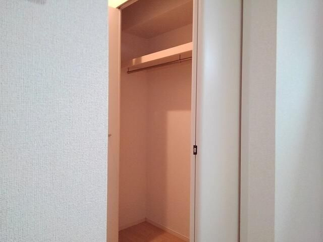ヴィラ　ストリアの収納