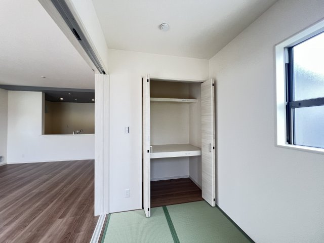 広陵町大野6期　全5棟の和室|洋風和室3帖　押入収納付き