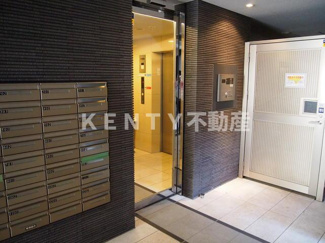 【エントランス】 | 建物の内部です
