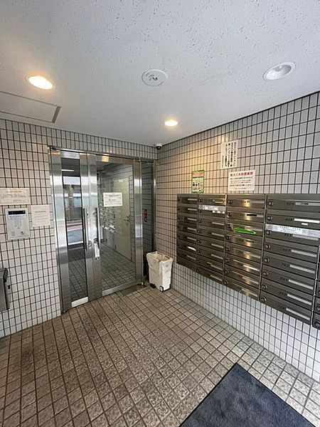 日興パレスビル渋谷のロビー