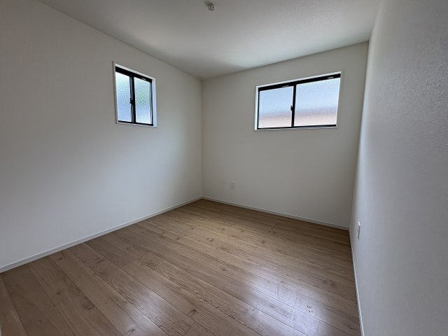 【子供部屋】 | 春日市弥生4丁目2期　1号棟（全1棟）【仲介手数料無料・0円】 | 施工例。施工例は完成時と異なる場合があります。