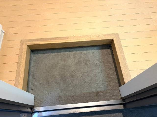クレフラスト星崎の玄関