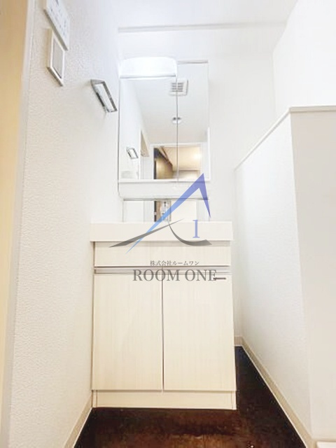 スカイコートパレス門前仲町の洗面所|洗面台です。