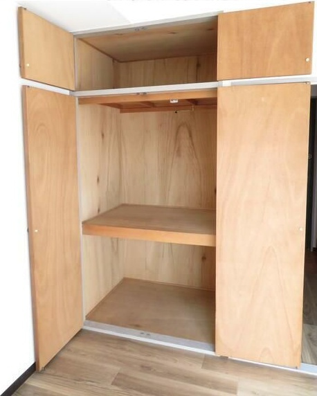 三河屋ビルの収納