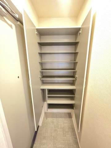 【玄関】