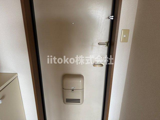 陽光ハイツ北上野の玄関