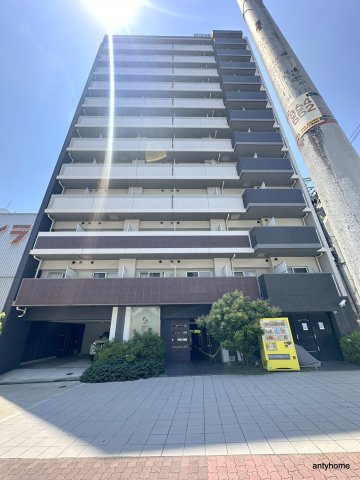 プロシード大阪NB3の外観