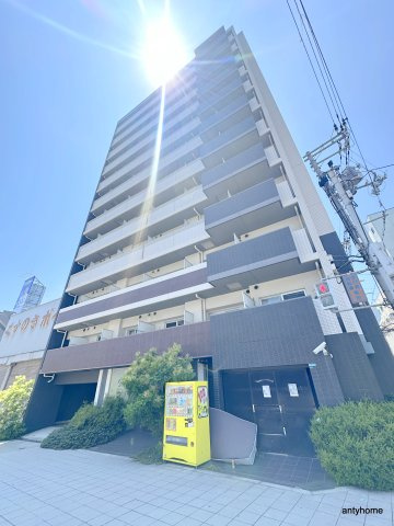 プロシード大阪NB3の外観