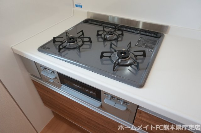 熊本市東区沼山津２丁目のアパートのキッチン
